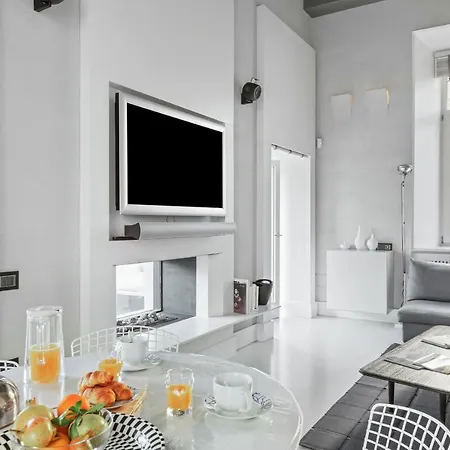 Prometheus Central Apartment