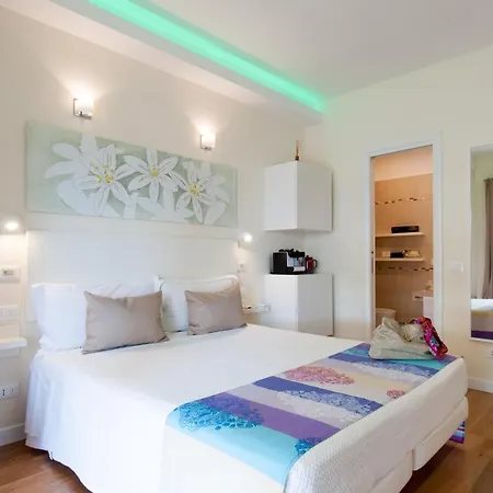 Tre Civette Sul Como Bed & Breakfast