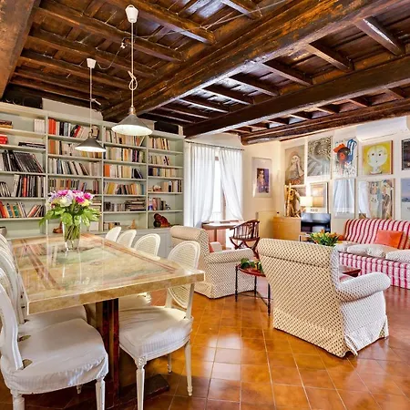 Rome As You Feel - Luxury Cappellari Apartment